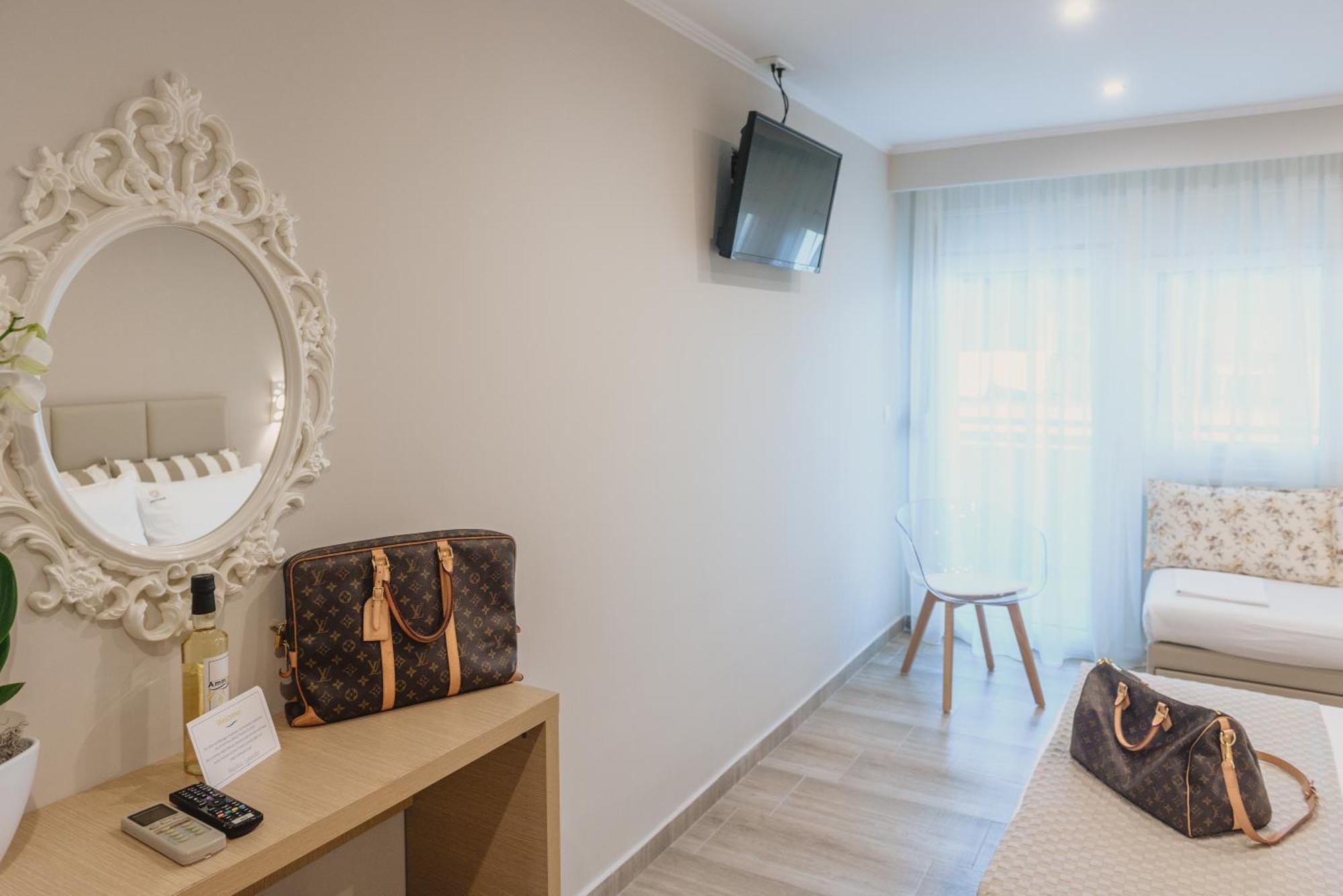 Ammos Beach Seaside Luxury Suites Hotel Olympiaki Akti Bagian luar foto