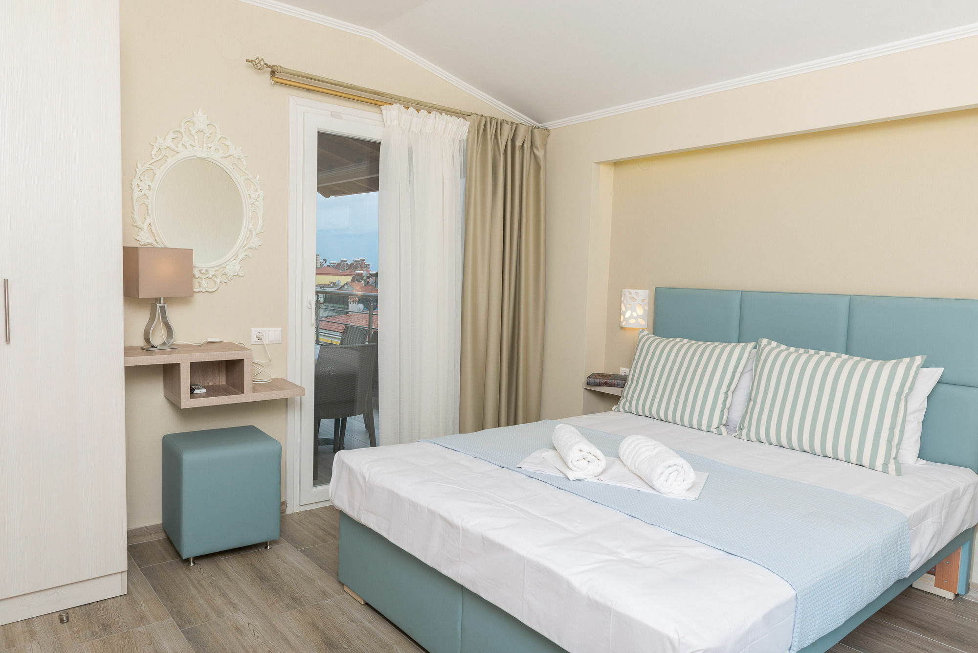 Ammos Beach Seaside Luxury Suites Hotel Olympiaki Akti Bagian luar foto